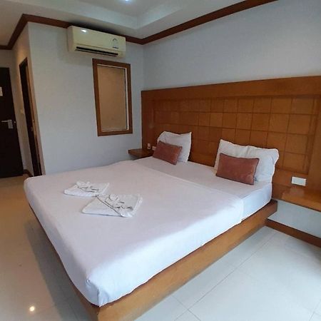 Cozy Residence Patong Екстер'єр фото
