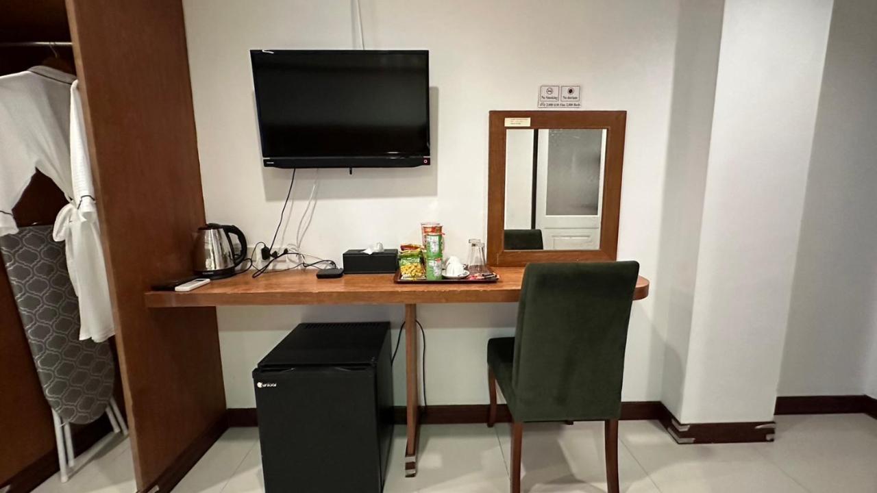 Cozy Residence Patong Екстер'єр фото